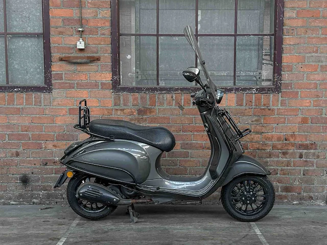Vespa sprint 4t -special edition- piaggo 25km 2017, dkr-08-p - afbeelding 4 van  24