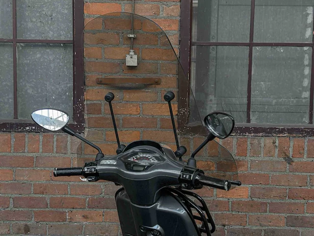 Vespa sprint 4t -special edition- piaggo 25km 2017, dkr-08-p - afbeelding 9 van  24