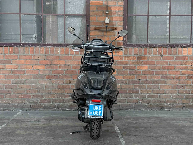 Vespa sprint 4t -special edition- piaggo 25km 2017, dkr-08-p - afbeelding 10 van  24
