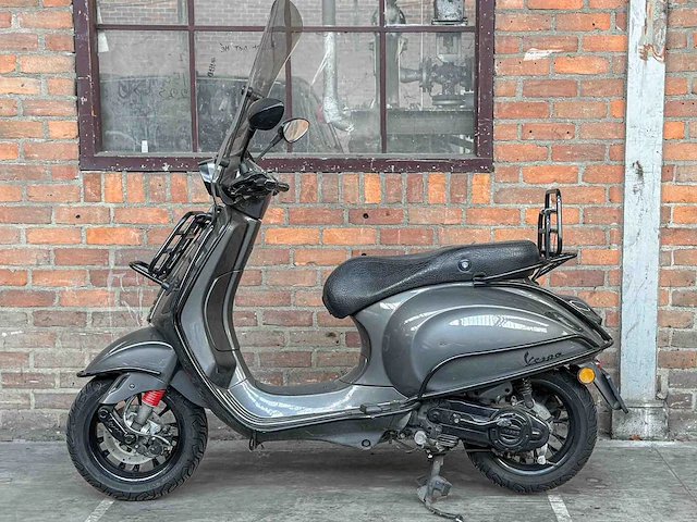 Vespa sprint 4t -special edition- piaggo 25km 2017, dkr-08-p - afbeelding 16 van  24