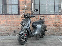 Vespa sprint 4t -special edition- piaggo 25km 2017, dkr-08-p - afbeelding 18 van  24