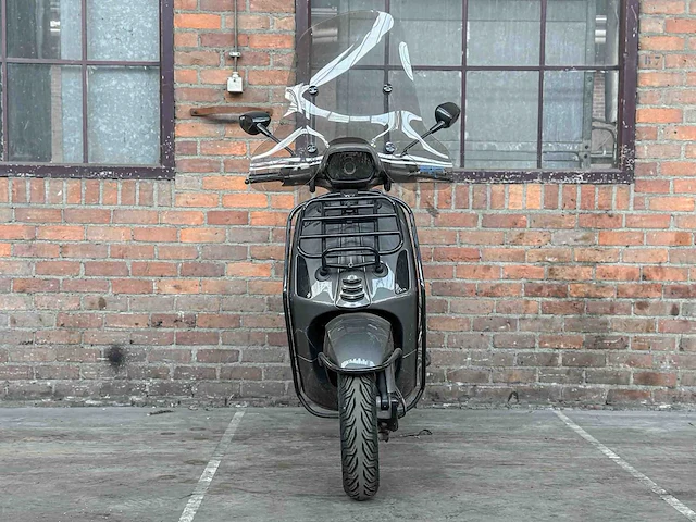 Vespa sprint 4t -special edition- piaggo 25km 2017, dkr-08-p - afbeelding 22 van  24