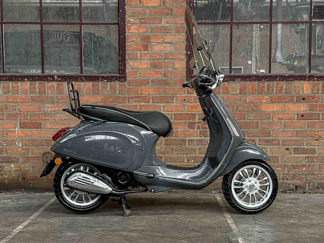 Vespa sprint 4t 49cc 2014, f-768-vr scooter - afbeelding 3 van  26