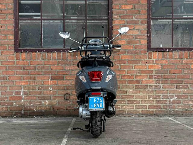Vespa sprint 4t 49cc 2014, f-768-vr scooter - afbeelding 7 van  26