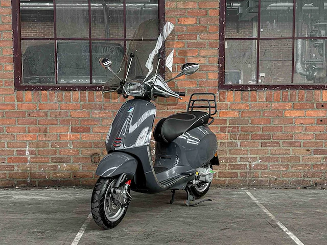 Vespa sprint 4t 49cc 2014, f-768-vr scooter - afbeelding 1 van  26