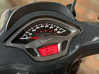 Vespa sprint 4t 49cc 2014, f-768-vr scooter - afbeelding 14 van  26