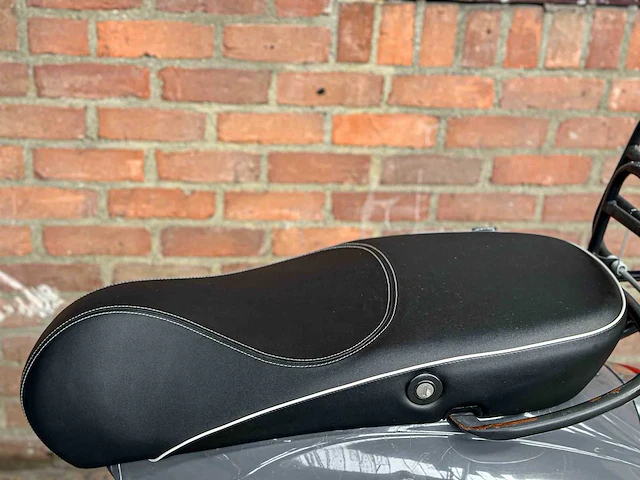 Vespa sprint 4t 49cc 2014, f-768-vr scooter - afbeelding 15 van  26