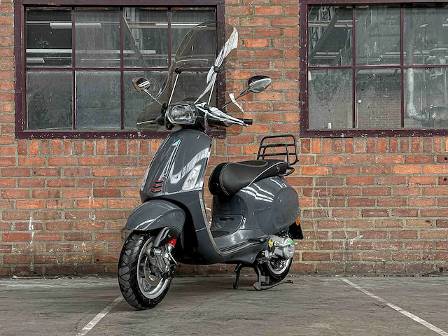 Vespa sprint 4t 49cc 2014, f-768-vr scooter - afbeelding 20 van  26
