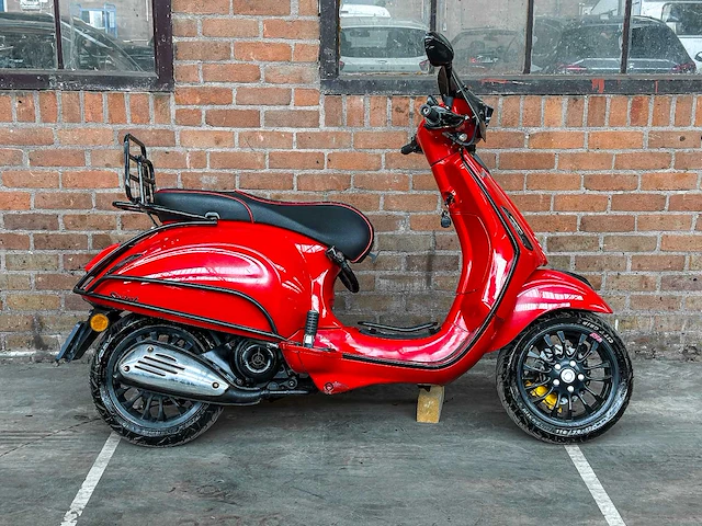 Vespa sprint 4t 80cc 2015 -custom- scooter, dfd-73-t - afbeelding 3 van  31