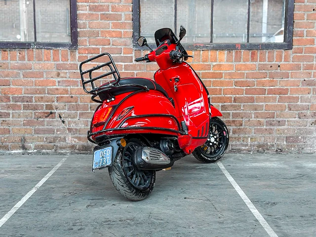 Vespa sprint 4t 80cc 2015 -custom- scooter, dfd-73-t - afbeelding 5 van  31