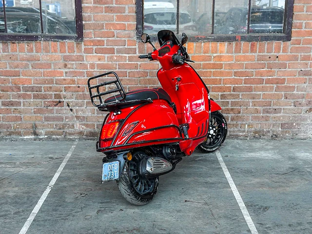 Vespa sprint 4t 80cc 2015 -custom- scooter, dfd-73-t - afbeelding 6 van  31