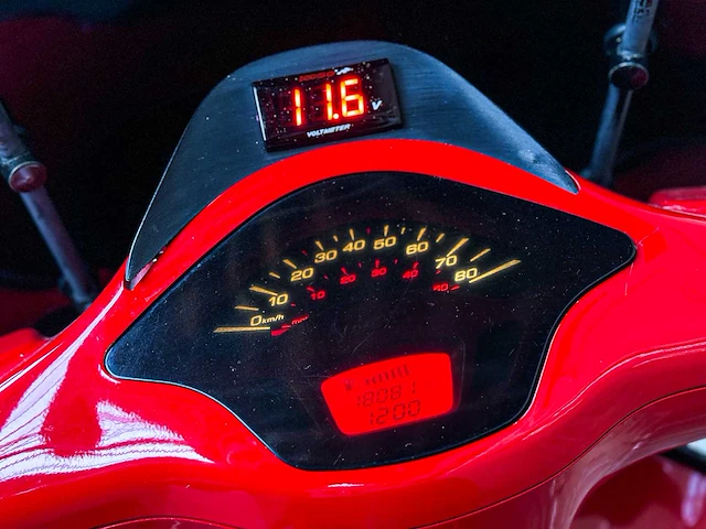 Vespa sprint 4t 80cc 2015 -custom- scooter, dfd-73-t - afbeelding 16 van  31