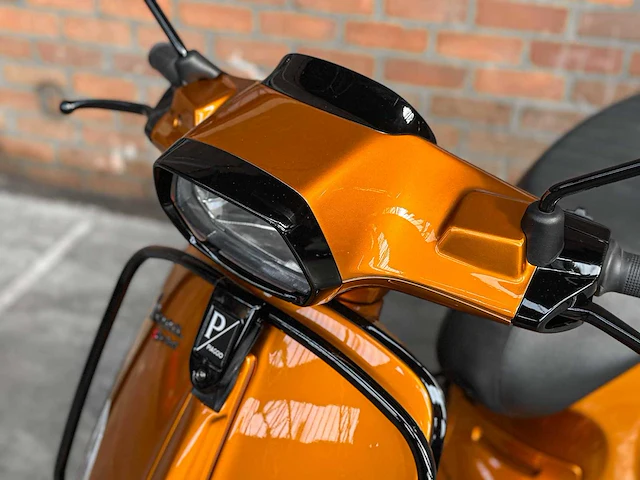 Vespa sprint 4t (custom) 2014, f-512-xf scooter - afbeelding 2 van  54