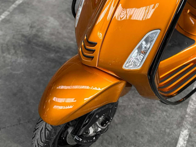 Vespa sprint 4t (custom) 2014, f-512-xf scooter - afbeelding 3 van  54