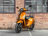 Vespa sprint 4t (custom) 2014, f-512-xf scooter - afbeelding 23 van  54
