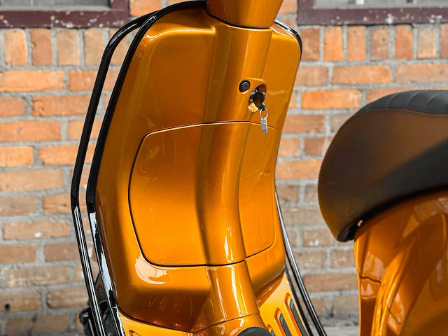 Vespa sprint 4t (custom) 2014, f-512-xf scooter - afbeelding 36 van  54