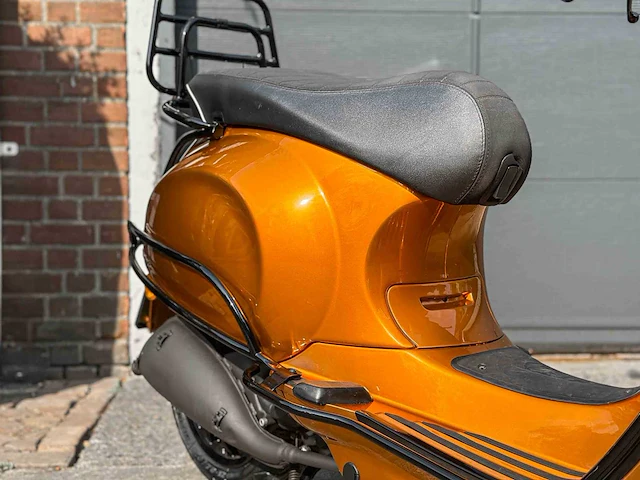 Vespa sprint 4t (custom) 2014, f-512-xf scooter - afbeelding 48 van  54