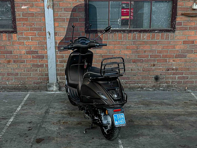 Vespa sprint 4t piaggio 2015, dbn-64-d scooter - afbeelding 11 van  23