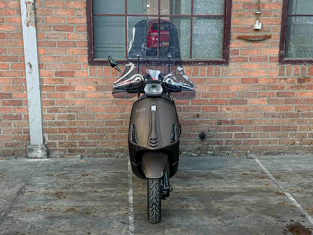 Vespa sprint 4t piaggio 2015, dbn-64-d scooter - afbeelding 21 van  23