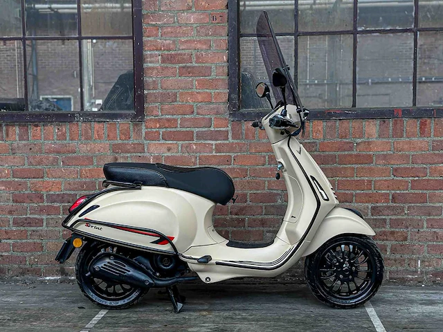 Vespa sprint 4t piaggio 2015, ddn-53-b scooter - afbeelding 10 van  34