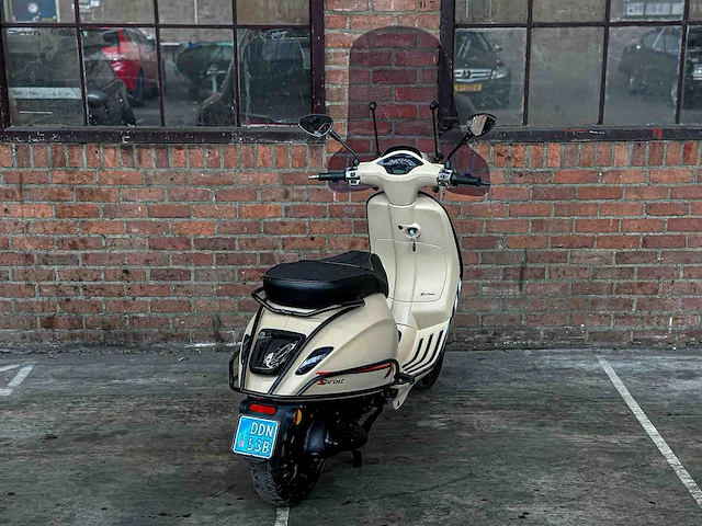 Vespa sprint 4t piaggio 2015, ddn-53-b scooter - afbeelding 15 van  34