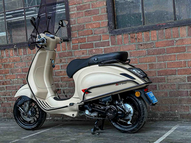Vespa sprint 4t piaggio 2015, ddn-53-b scooter - afbeelding 24 van  34