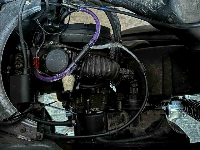 Vespa sprint 4t piaggio 2015, ddn-53-b scooter - afbeelding 27 van  34