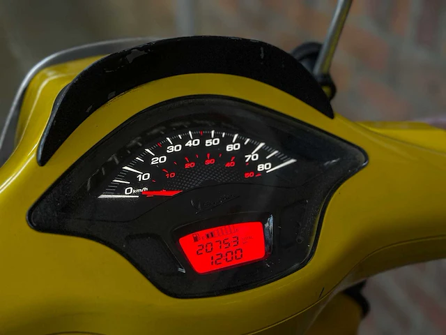 Vespa sprint 4t piaggio 2015, f-730-vl scooter - afbeelding 17 van  27