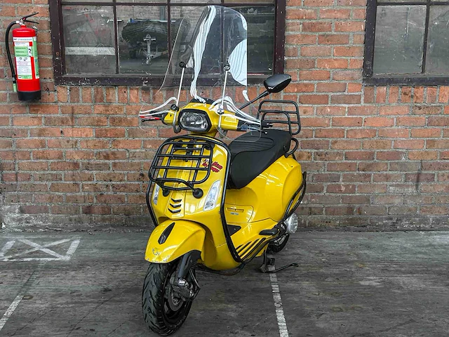 Vespa sprint 4t piaggio 2015, f-730-vl scooter - afbeelding 22 van  27