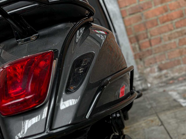 Vespa sprint 4t piaggio scooter, dgj-02-p - afbeelding 10 van  24