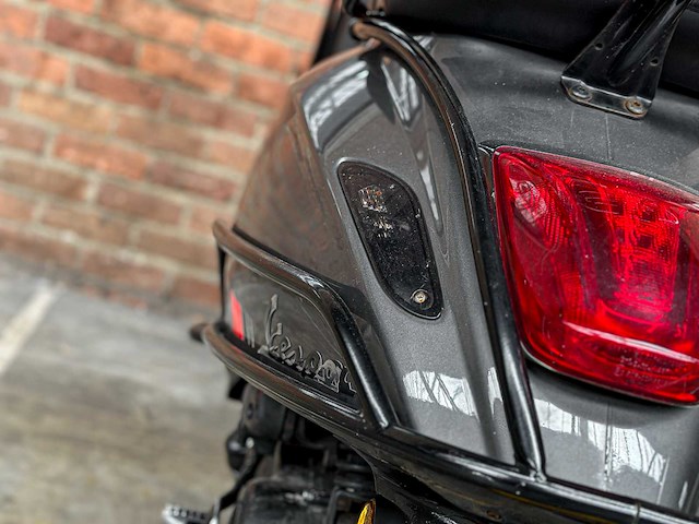 Vespa sprint 4t piaggio scooter, dgj-02-p - afbeelding 11 van  24