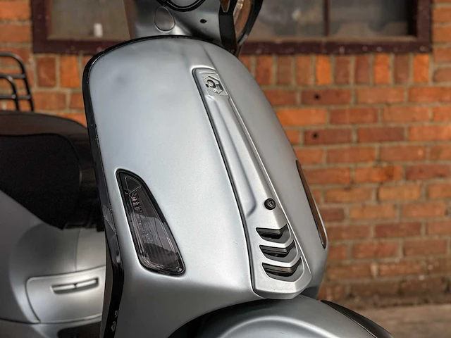 Vespa sprint primavera 4t 2016 (custom), dgn-46-r scooter - afbeelding 5 van  31
