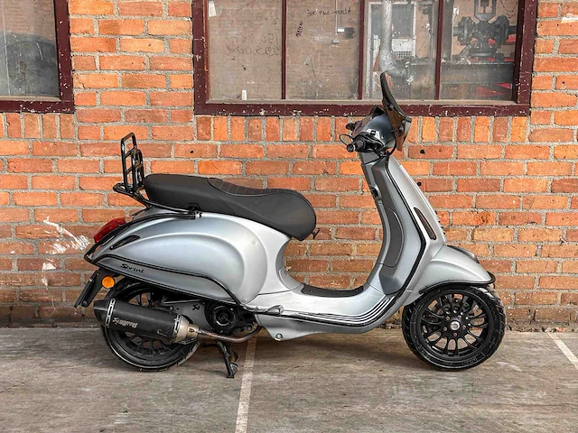 Vespa sprint primavera 4t 2016 (custom), dgn-46-r scooter - afbeelding 9 van  31