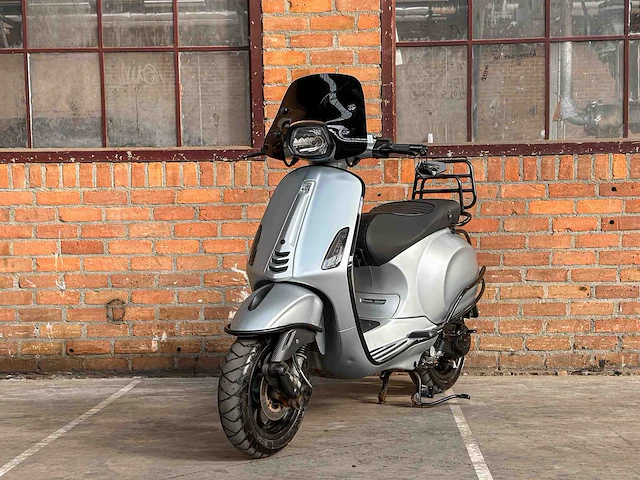 Vespa sprint primavera 4t 2016 (custom), dgn-46-r scooter - afbeelding 1 van  31