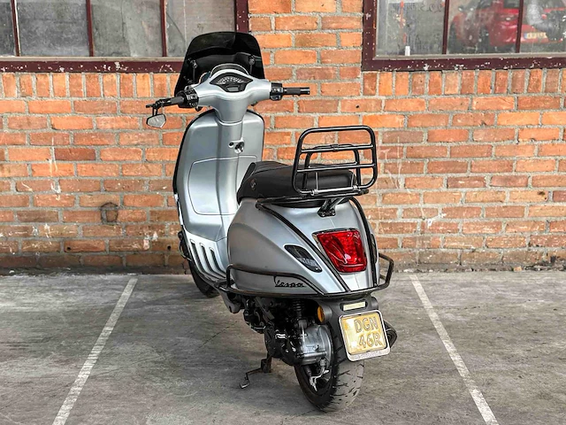 Vespa sprint primavera 4t 2016 (custom), dgn-46-r scooter - afbeelding 18 van  31