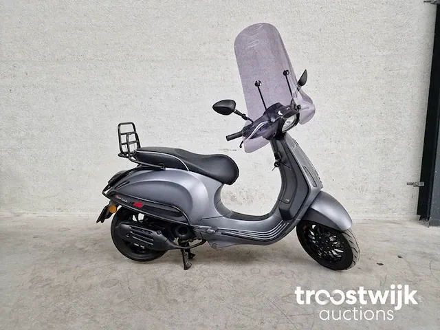 Vespa sprint snorscooter - afbeelding 2 van  6