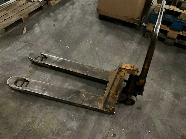 Vestergaard - 1995 - hand hydraulische palletwagen - afbeelding 1 van  4