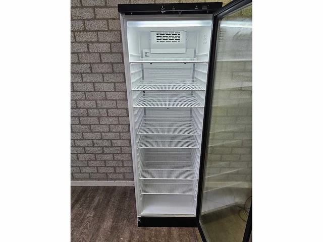 Vestfrost fkg371-r600a glasdeurkoeling - afbeelding 4 van  5