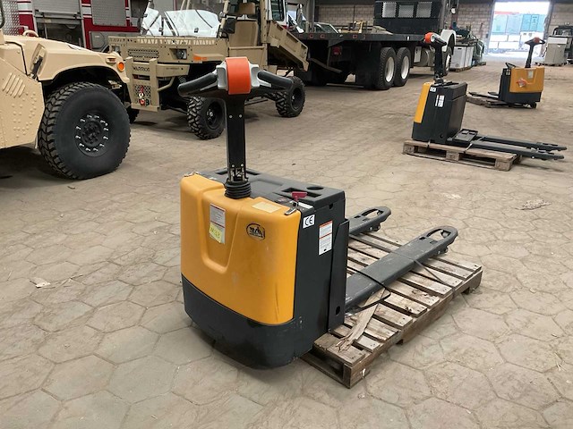 Vestil ept-2547-30 hand hydraulische palletwagen (4x) - afbeelding 10 van  27