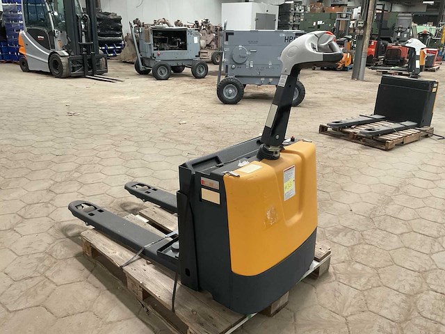 Vestil ept-2547-30 hand hydraulische palletwagen (4x) - afbeelding 18 van  27