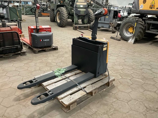 Vestil ept-2547-30 hand hydraulische palletwagen (4x) - afbeelding 1 van  27