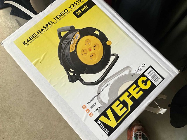 Vetec - tenso v2515c - 25 mtr - 3g x 1,5 mm - verlengkabelhaspels en -snoer - afbeelding 3 van  4