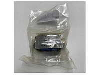 Vetus ht5198 double hydraulic control valve stainless steel - afbeelding 4 van  5