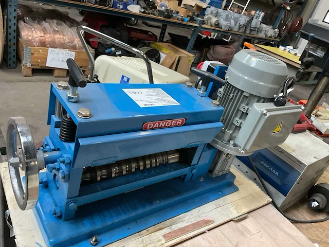 Vevor sms-38 kabel stripping machine - afbeelding 4 van  5