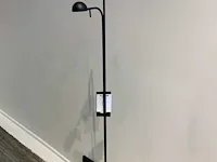 Vibia pin vloerlamp - afbeelding 2 van  4