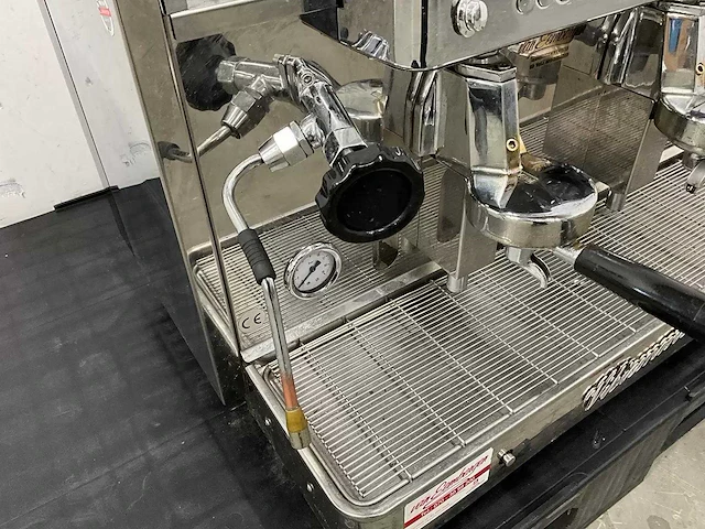 Vibiemme - 2-groeps - koffiemachine - afbeelding 6 van  11