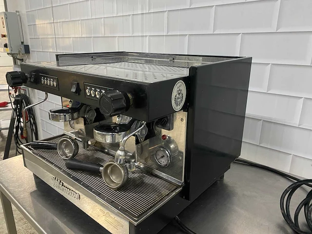 Vibiemme 2- groeps koffiemachine - afbeelding 3 van  5