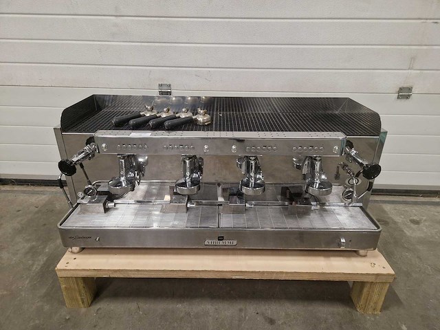 Vibiemme replica - 4 groeps - koffie en espressomachine - 230v - afbeelding 1 van  2
