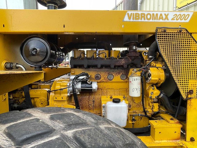 Vibromax - 1995 - 2000 compactor roller 12.5t 3.765h - grondwals - afbeelding 2 van  15