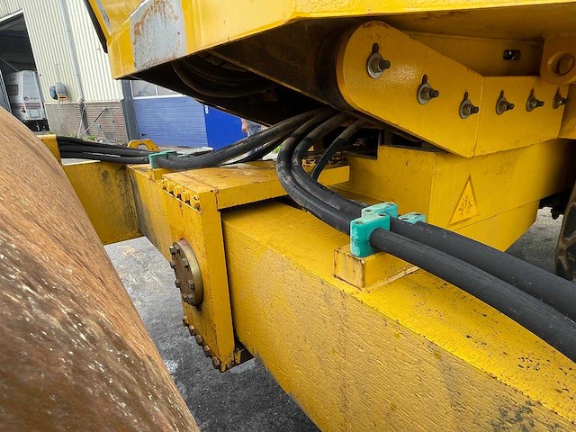 Vibromax - 1995 - 2000 compactor roller 12.5t 3.765h - grondwals - afbeelding 6 van  15